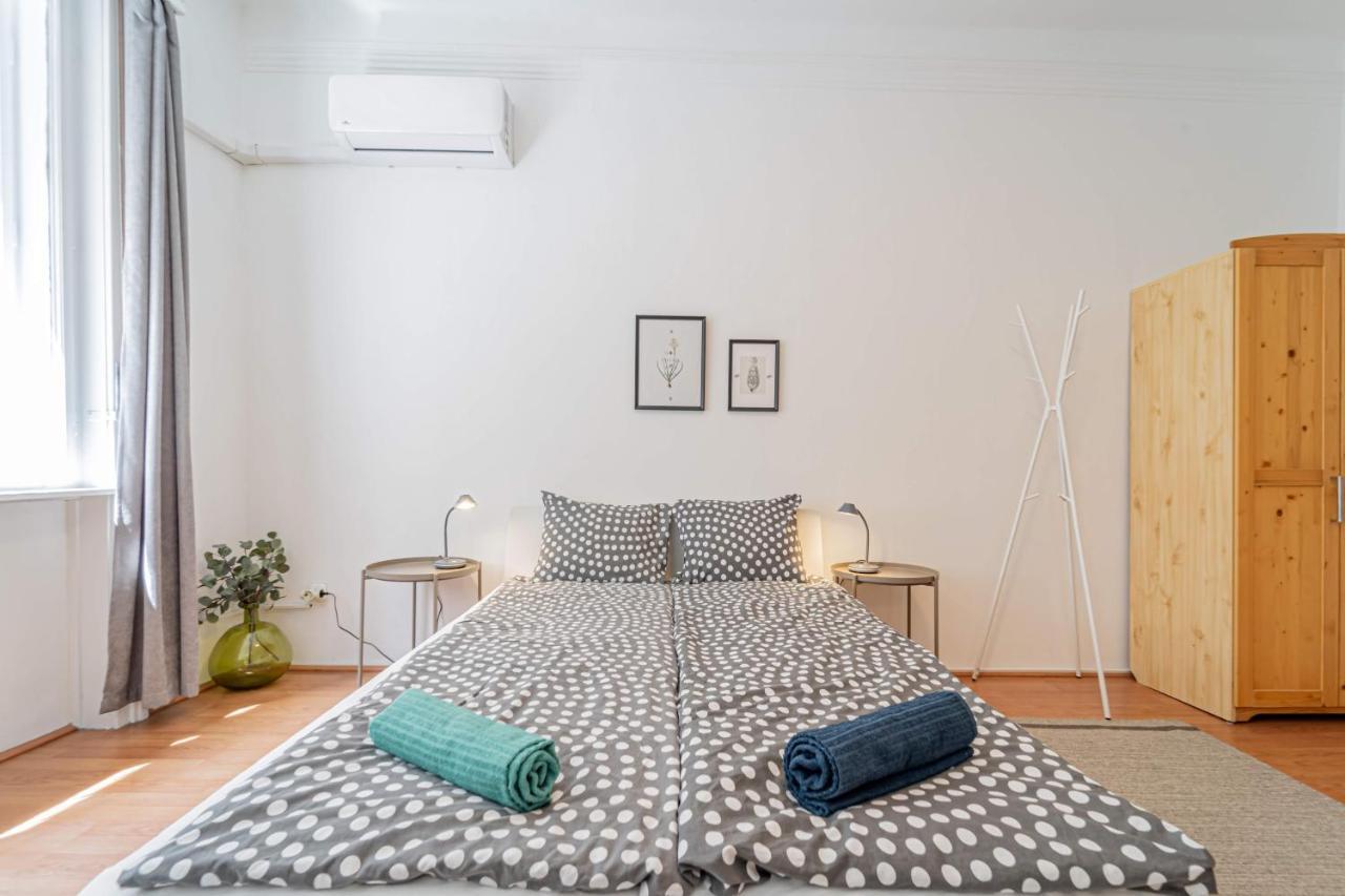 Central&cozy Balcony!3bdr 2bth Apartament Budapesta