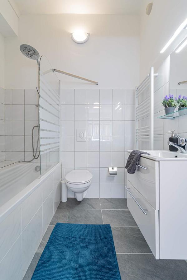Apartament Central&cozy Balcony!3bdr 2bth *