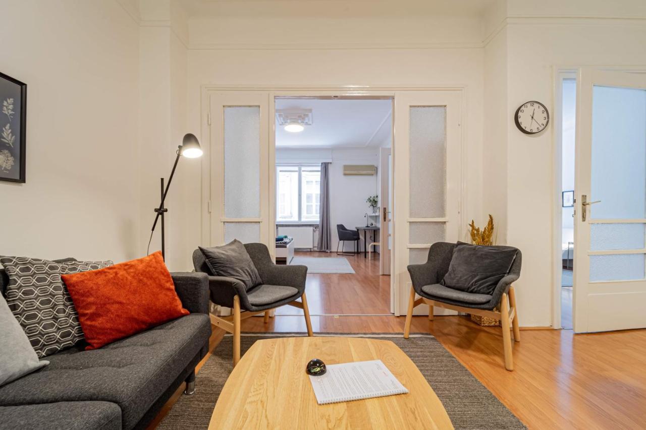 Central&cozy Balcony!3bdr 2bth Будапешт