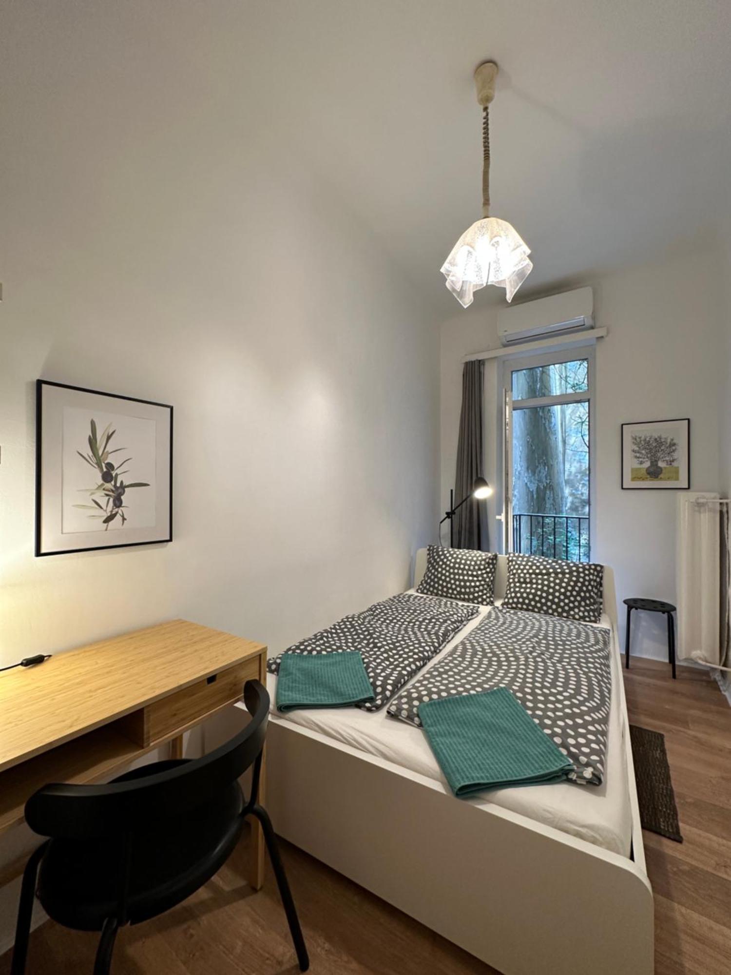 Central&cozy Balcony!3bdr 2bth Апартаменти *